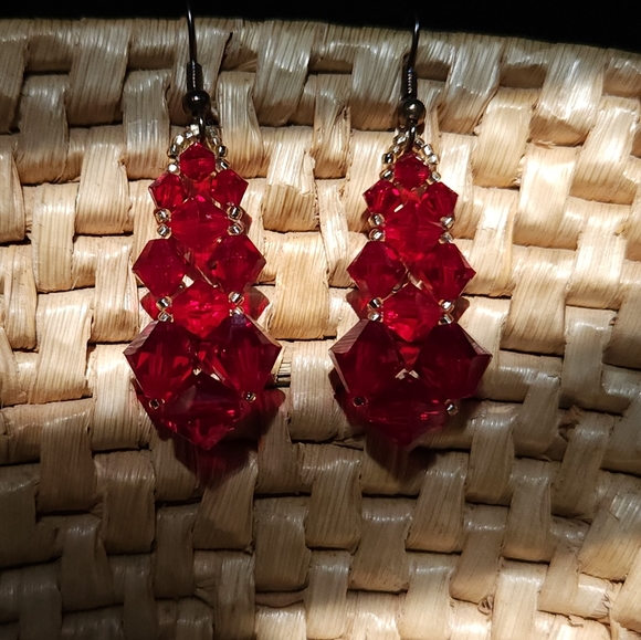 Vintage 1970s 1980s Ruby Red Swarovski Crystal Dangle Earrings - Picture 6 of 11